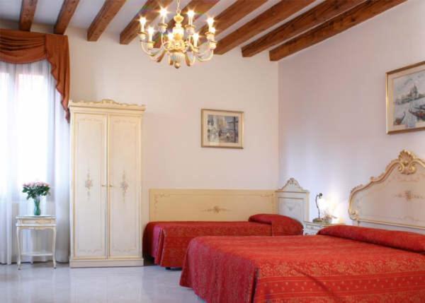 Hotel Bernardi Semenzato Venise Extérieur photo